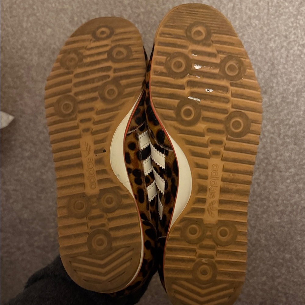 adidas Leopard-Print Low Tops with Bright Orange Laces - Picture 2 of 8